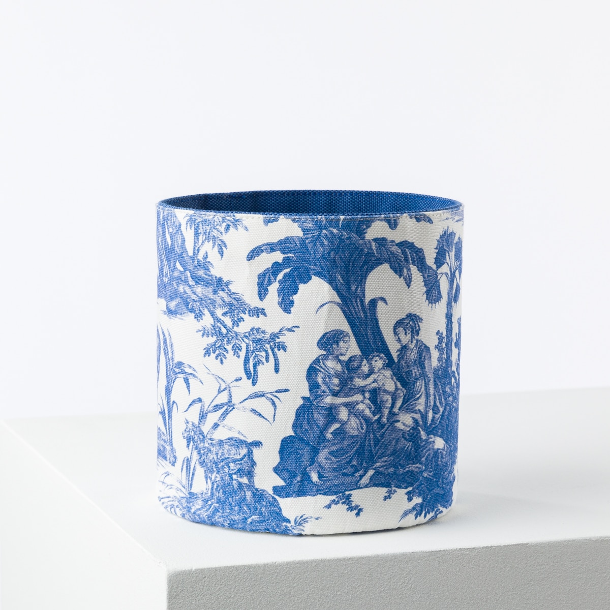 CACHE POT "PAUL ET VIRGINIE" BLEU