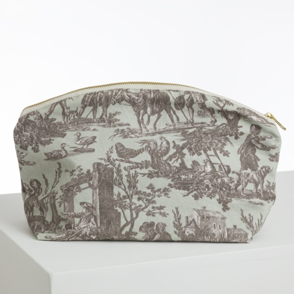 TROUSSE ARRONDIE "LE MEUNIER SON FILS ET L'ANE" CELADON