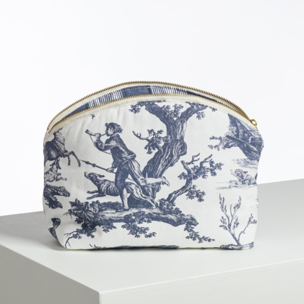 TROUSSE ARRONDIE "LES PLAISIRS DE LA CAMPAGNE" BLEU