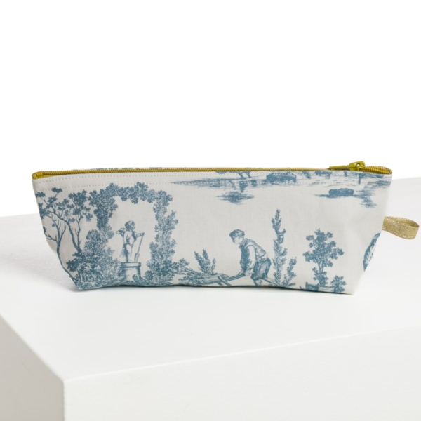 TROUSSE STYLOS "LES DELICES DES 4 SAISONS" BLEU LAC