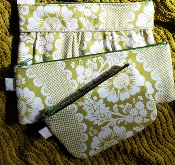 TROUSSE A STYLOS COLL ÉTÉ 2021
